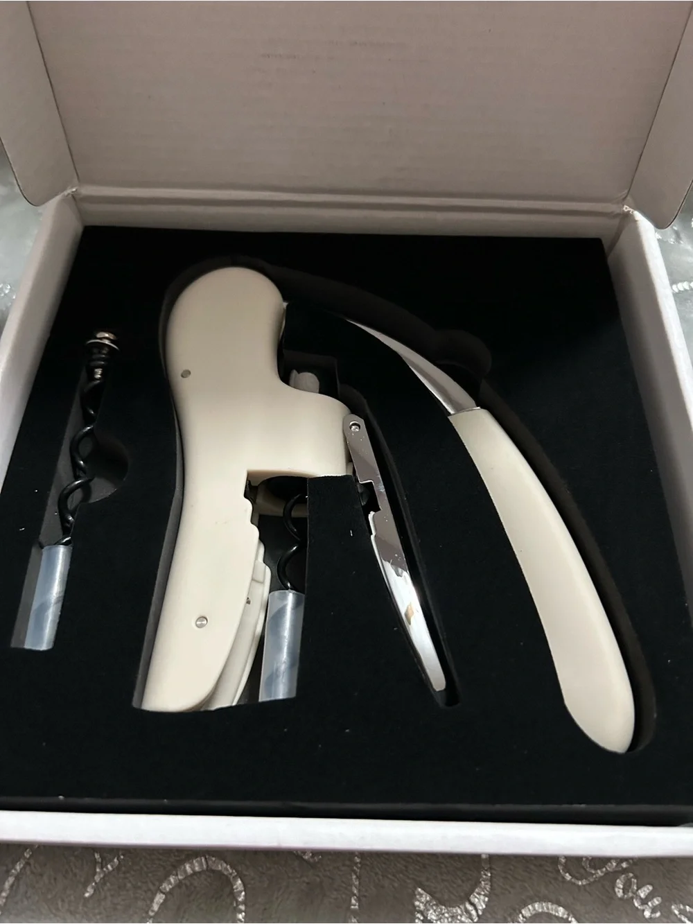 NWT Blomus, 6”, Cream Lever Wine Bottle Opener with Corkscrew